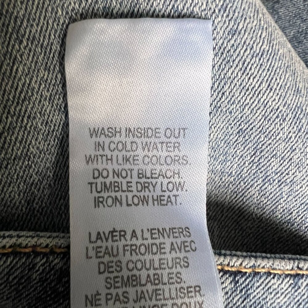 Good American Flared Jeans Size 10 Raw/Distressed Hem Button-Fly Light Wash - Picture 6 of 8